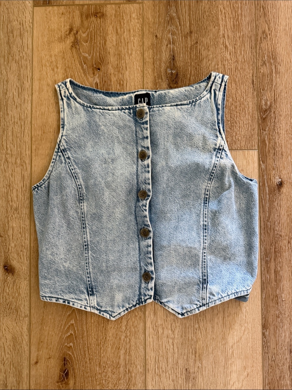 GAP | Women’s Light Wash Denim Button-Front Vest | size S